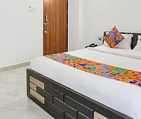 Hotel Dhd Deluxe - New Delhi Railway Station Zewnętrze zdjęcie